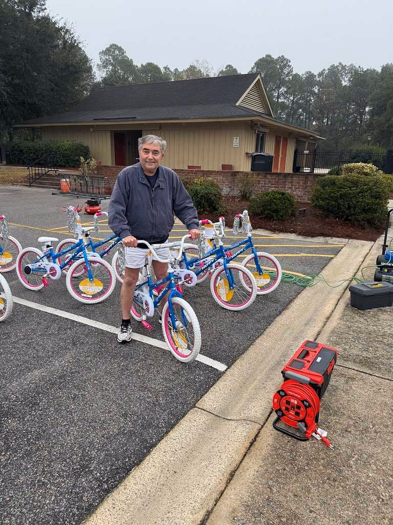 Rick Mantei Gifts Over 100 Toys & 10 Bikes To Toys For Tots